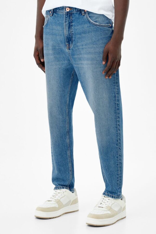 Loose-fit Jeans