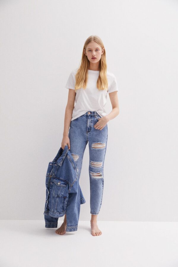 Ripped Mom Jeans - Contains Recycled Cotton
