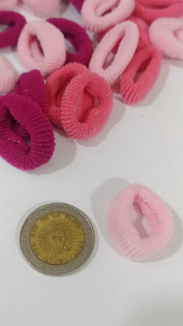 Colero GRETA toalla chico x24u.
Gama de rosados