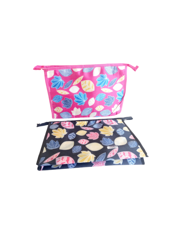 1000002676.png Porta cosméticos estampado hojas