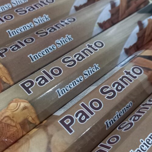 Sahumerio importado India
Palo Santo
x15u.