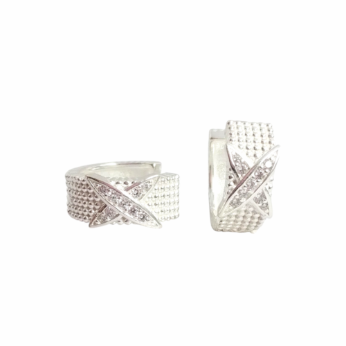 Plata línea exclusiva con CUBIC