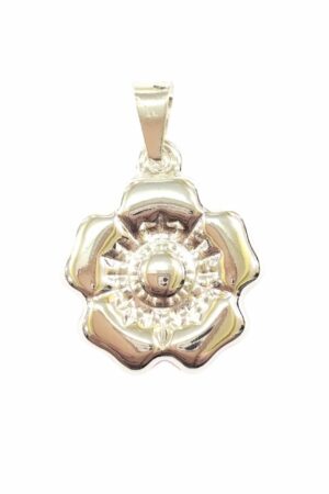 WhatsApp Image 2025-03-26 at 2.14.18 PM (1) Dije AQ blanco florcita