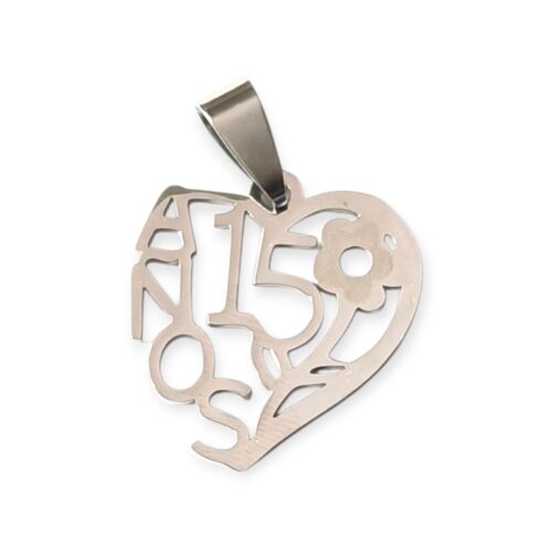 Dije AQ 15 años corazones