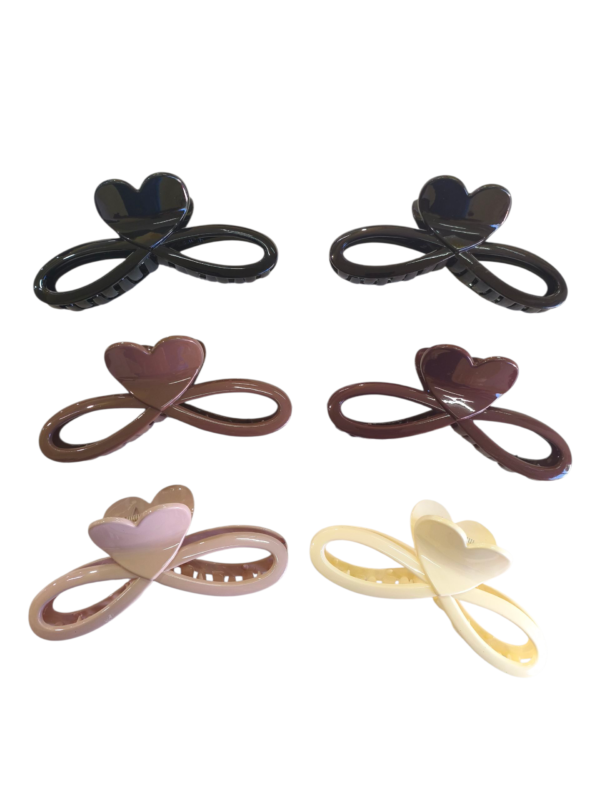 2025/10/1000098290.png Broche grande 13cm.