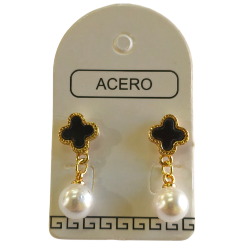 Aro AQ trébol y perlas colgante.