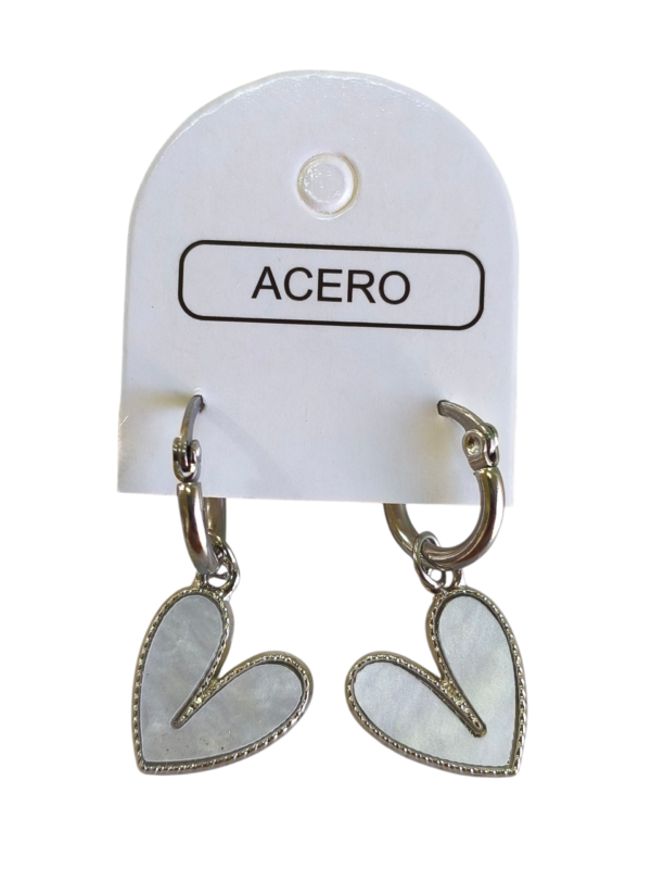 Aro AQ argolla con corazón esmaltado.