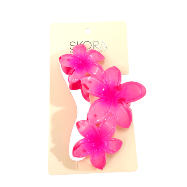 Broche tres flores