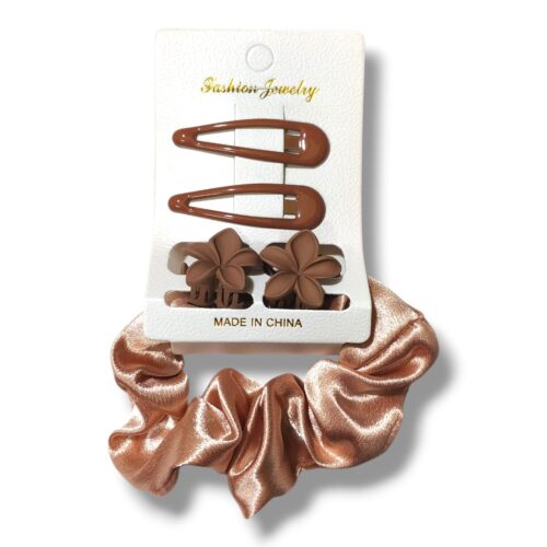 Set de trabitas+broches+scuncy