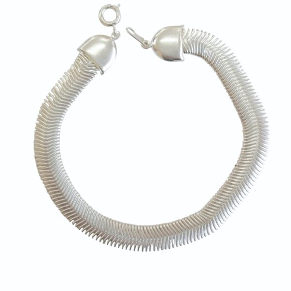 Pulsera plata 900