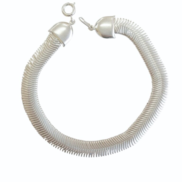 Pulsera plata 900