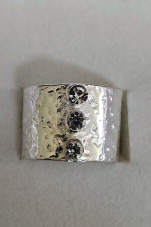 Anillo laminado en plata 1000